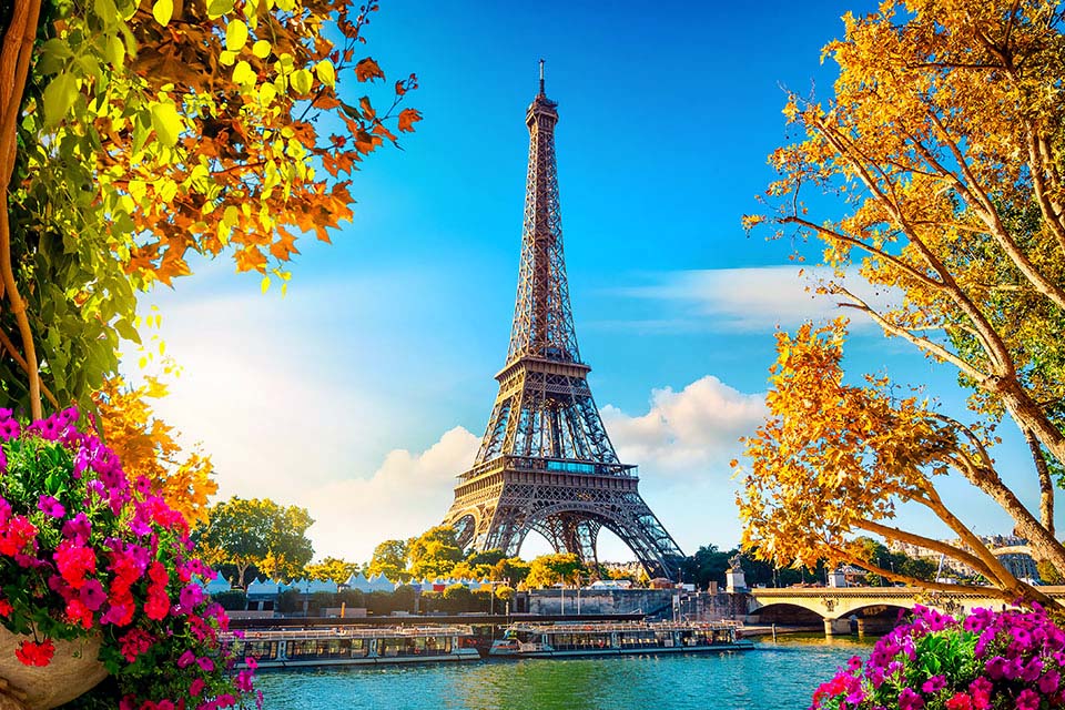 Eiffel Tower Paris and the Seine River • Paris Tickets
