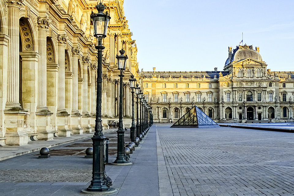 louvre museum paris tickets and tours • Paris Tickets