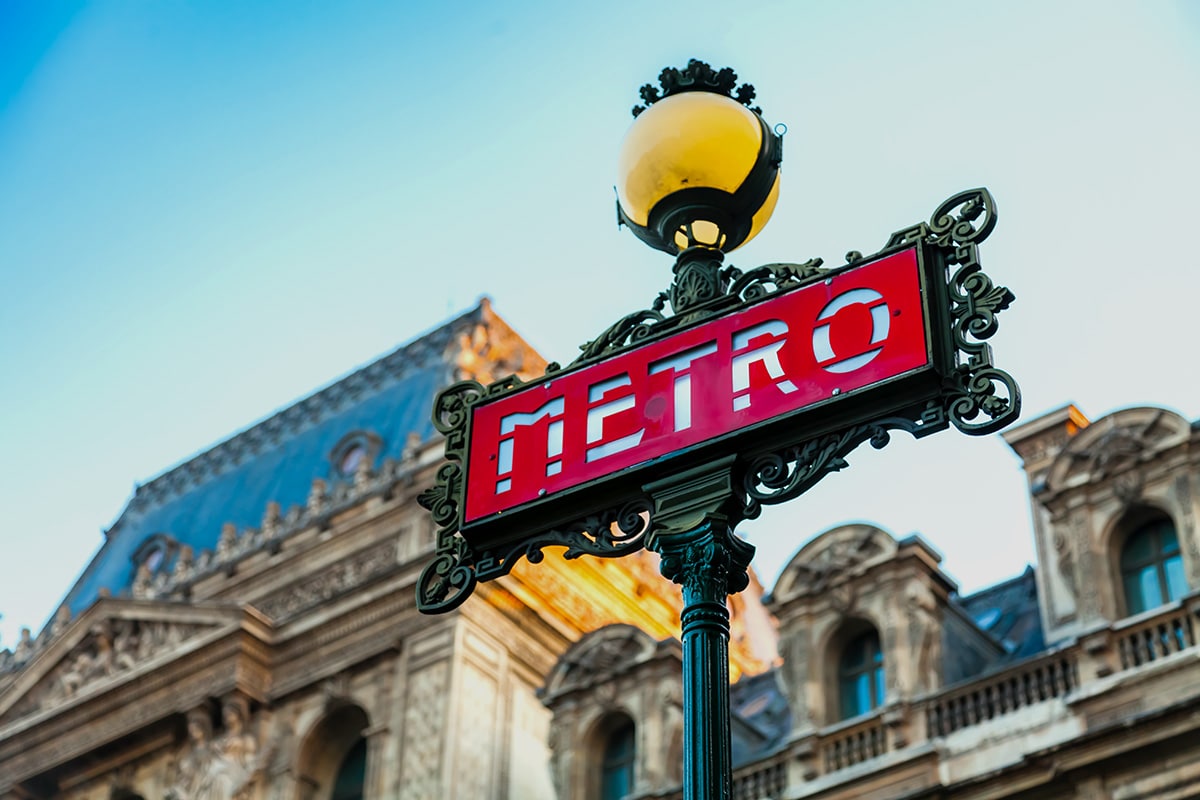 paris tickets metro louvre museum • Paris Tickets