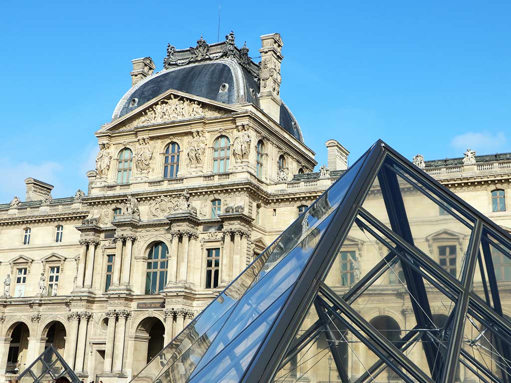 louvre museum paris tickets and tours • Paris Tickets