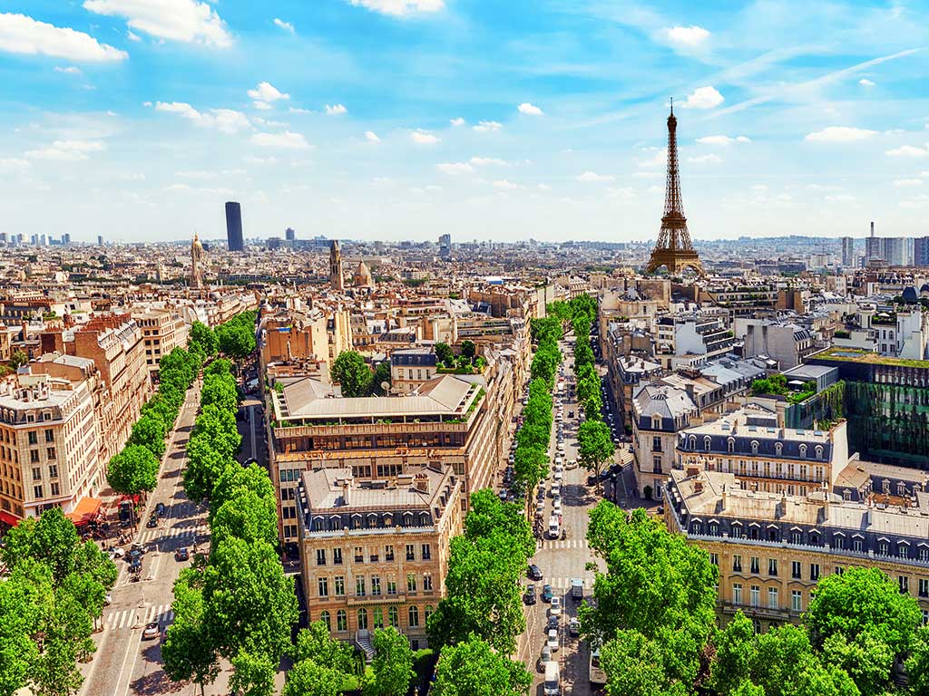 panoramic view over paris champs elysees • Paris Tickets